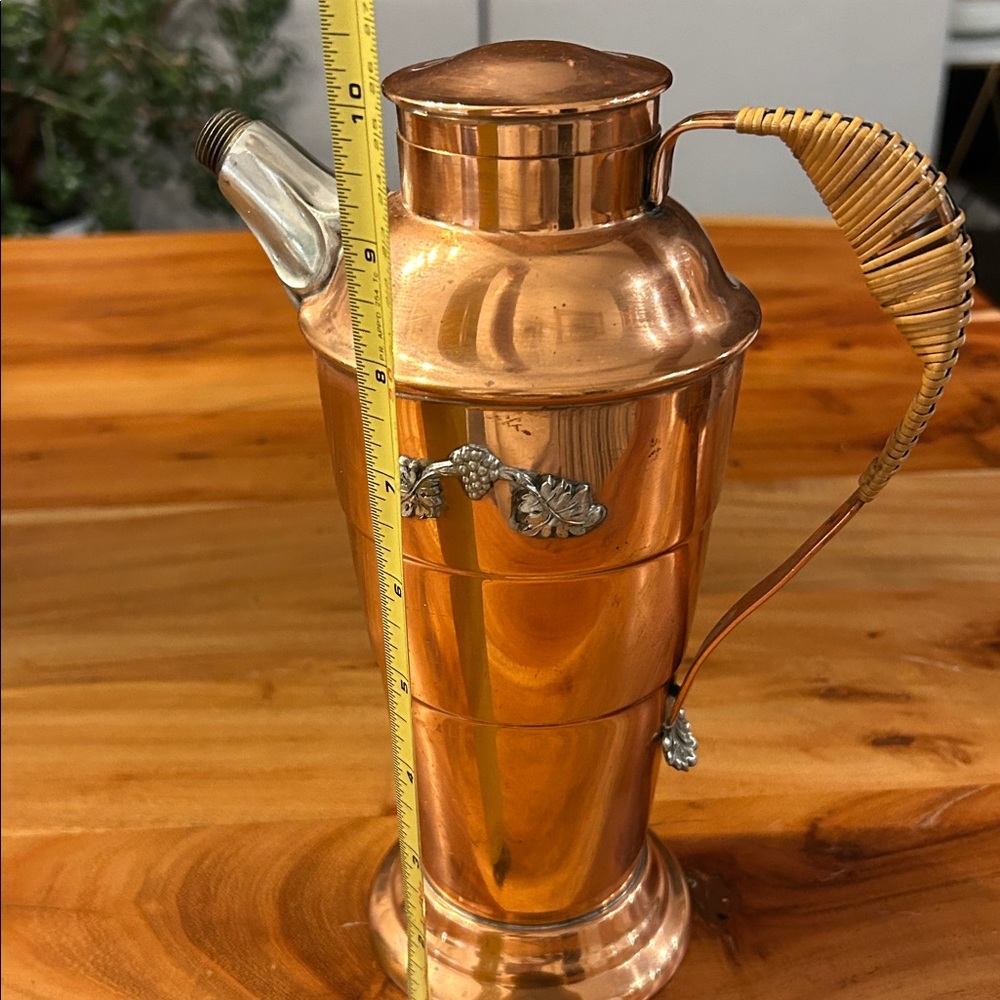 Vintage Venetian Copper Tea or Coffee Pot - Picture 10 of 12